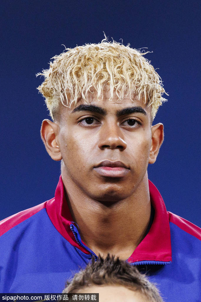 巴萨诺坎普重开！9亿欧元改造后首战8月回归，10.5万座位创西甲纪录